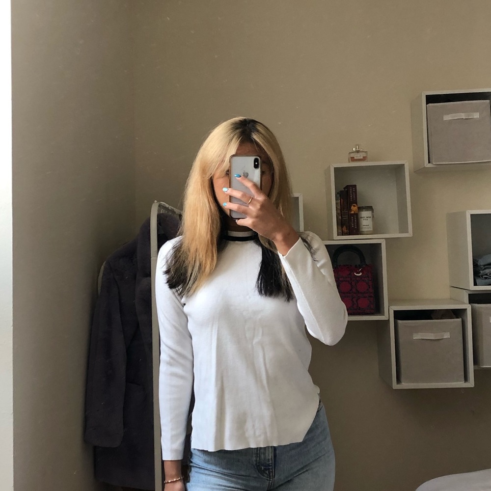 giordano sweaters with colored collar detailing